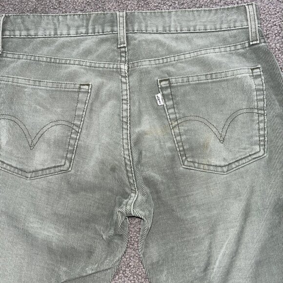 LEVI'S 514 Slim Straight Fit Green Corduroy in Sz. 32"x34" - 5 Pocket design EUC - Picture 5 of 12